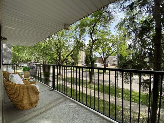 Photo - Windfall Court