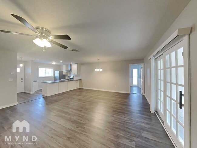 Photo - 8610 Sagewood Dr