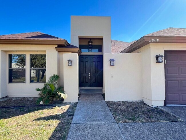 Photo - 3909 Ivana Ct