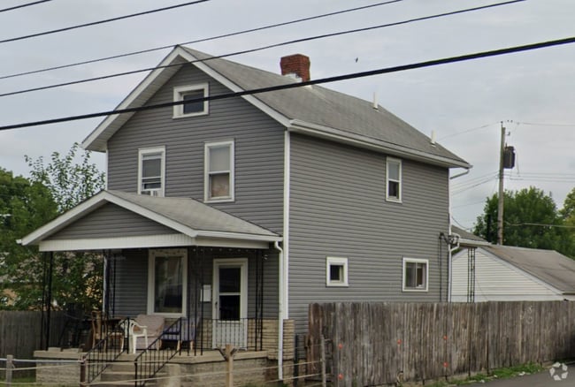 Building Photo - 2250 Sullivant Ave Rental