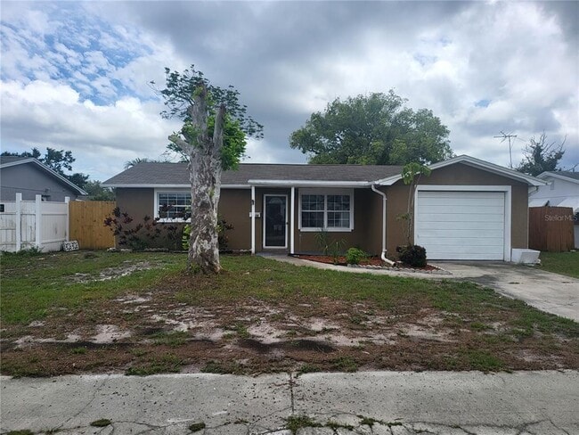 Photo - 3136 Huntington Rd House