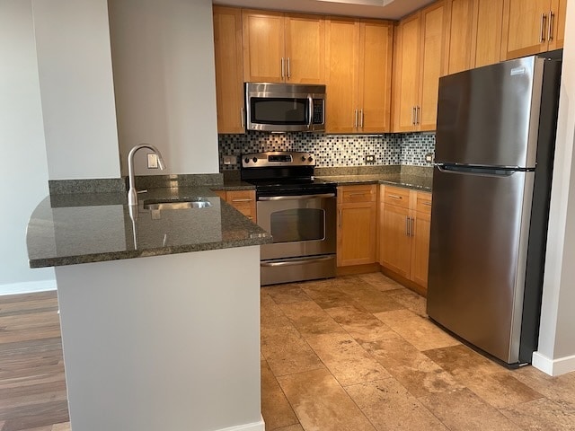 kitchen - 437 New York Ave NW Unidad 701