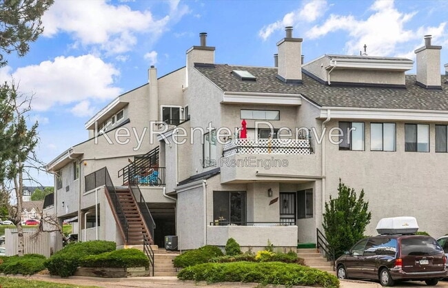 Building Photo - 1830 Newland Ct Unit 310