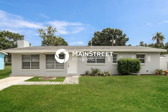 Building Photo - 4 Bedroom Pet-Friendly Home in Melbourne, FL with Main Street Renewal
