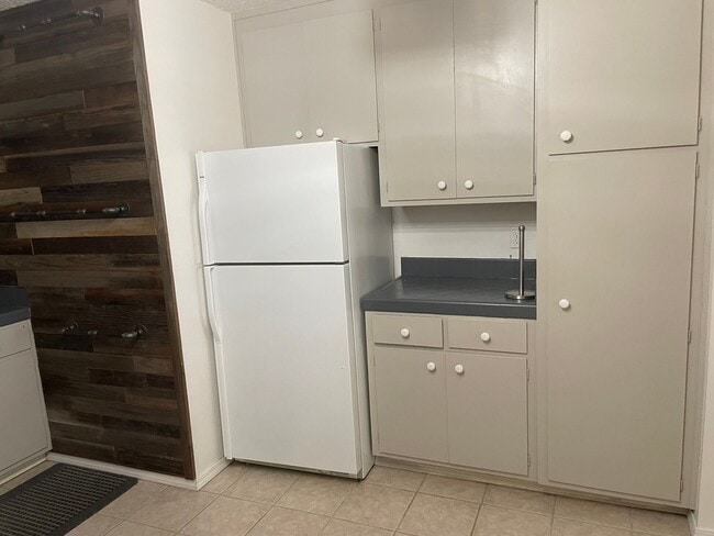 Photo - Upstairs Condo - 2 Bed, 1 Bath - Centrally...