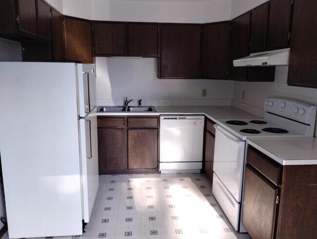 Photo - 87 Woodland Rd