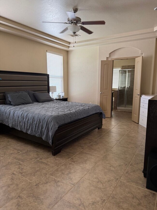 5856 Organ Peak Dr