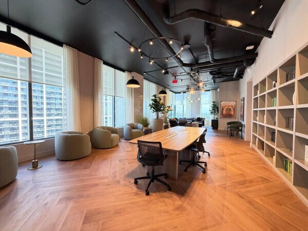501 NE 1st Ave