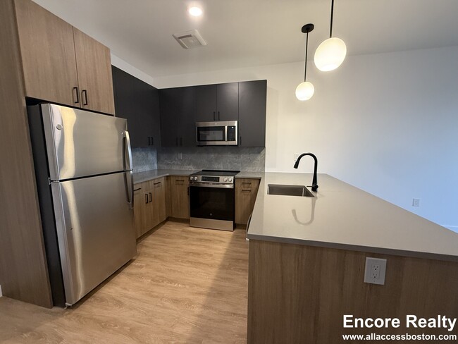 Photo - 199 Gardner St Unit 417