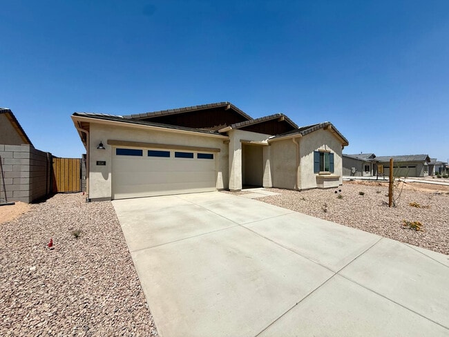Photo - 634 W Red Hawk Ct