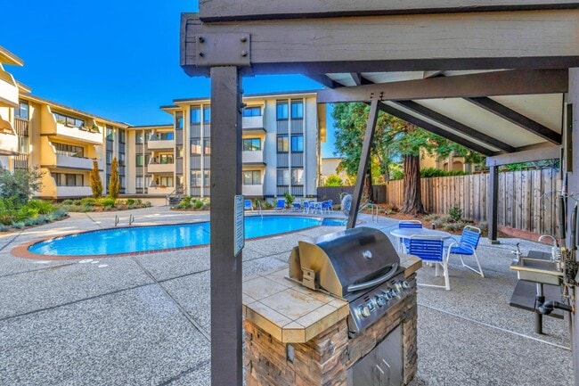 Photo - 1515 Floribunda Ave