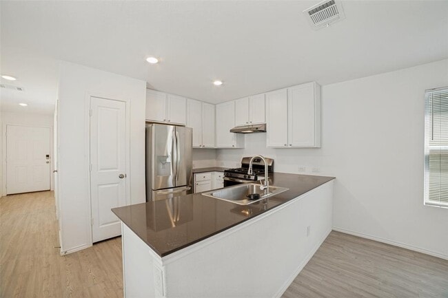 Photo - 7631 Parish Pl