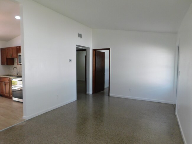 Photo - 1811 Highland Ave Unidad 1811