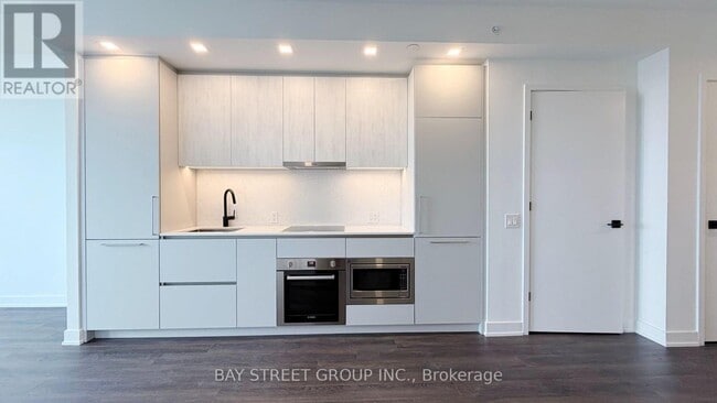 Photo - 609 Sherbourne St Unit 4605