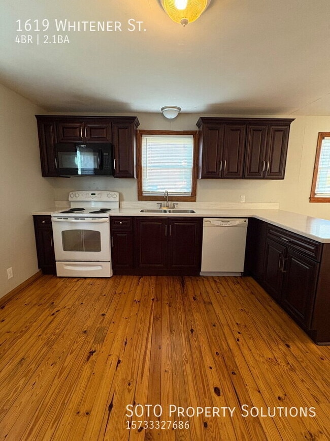 Photo - 1619 Whitener St