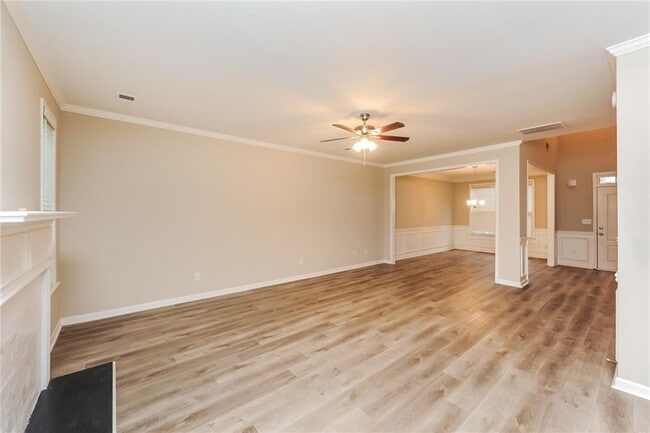 Photo - 2546 Peach Shoals Cir