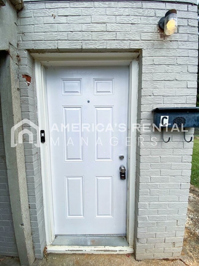 Photo - 1701 Berkley Ave Unit C