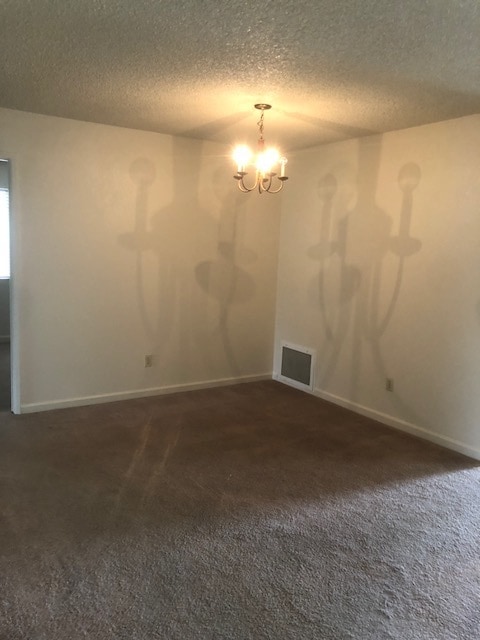 Photo - 1564 Gladstone Way