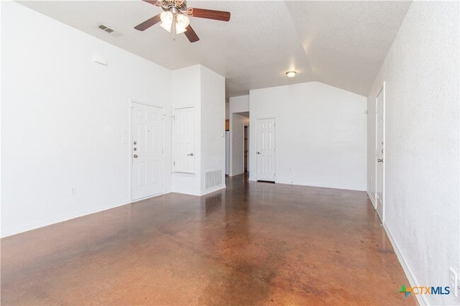 Photo - 3104 Baldwin Loop