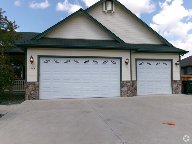 Building Photo - 1132 San Marcos Cir Rental