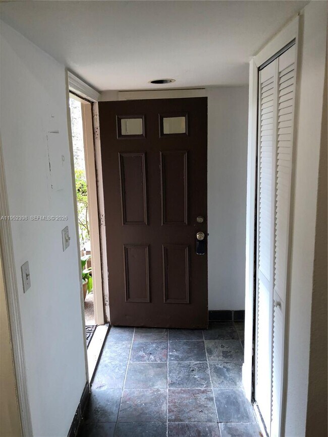 Photo - 685 Grenadine Ct