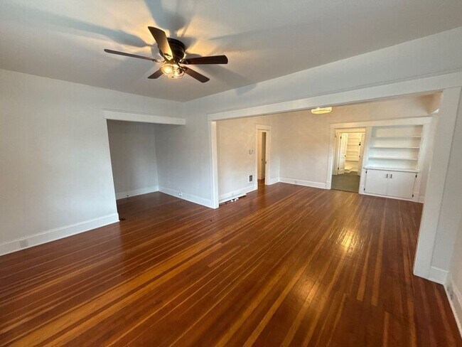 Photo - 244 14th St SE