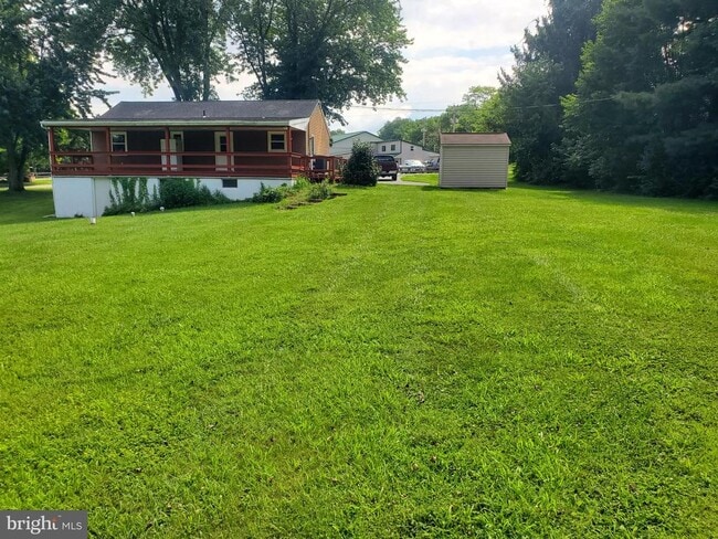 Building Photo - 570 Guldin Rd