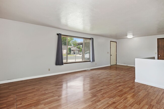 Photo - 3 bed, 2 bath