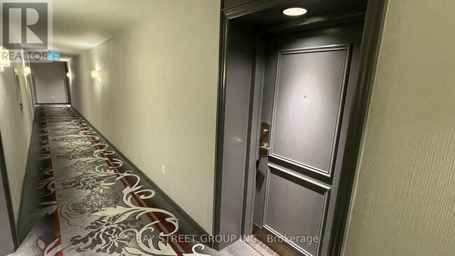 Photo - 7905 Bayview Ave Unit 423