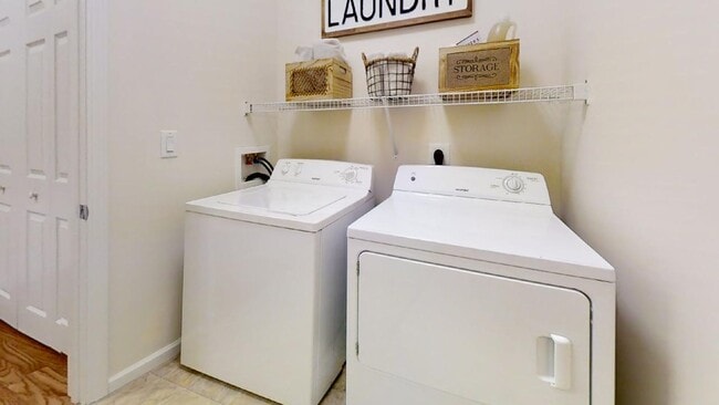 Photo - Windsor West Apartments