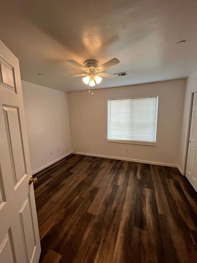 Building Photo - 761 W Santa Fe Ave Rental