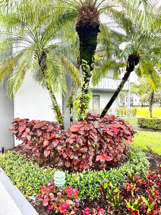 Photo - 209 Suffolk F Unit 209