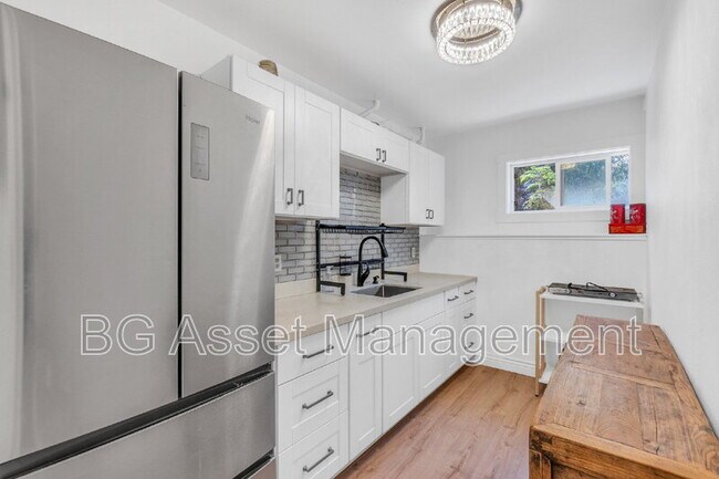 Photo - 981 Castle Rock Rd Unit In-Law