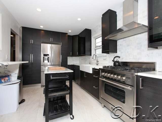 Photo - 469 E Park Ave Unit Upper