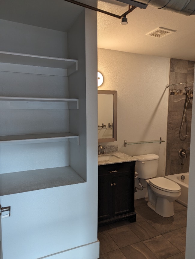 Photo - 625 S Union Ave Unit 625 S Union Ave 2A