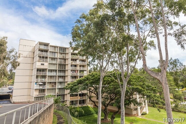Building Photo - 2BR 1BA with 1 COVERED PARKING NEAR SCHOFI... Unit B202 Rental