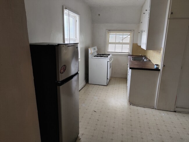 Photo - 1025 Goodhue Blvd Unit C