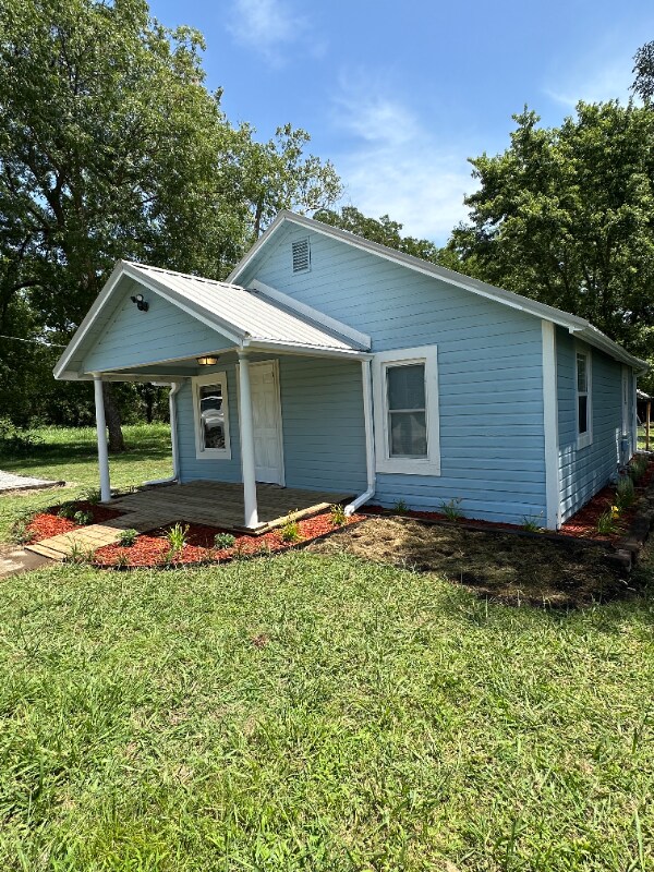 Photo - 442 N 1st St