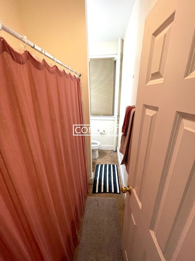 Photo - 17 Aberdeen St Unit 2B