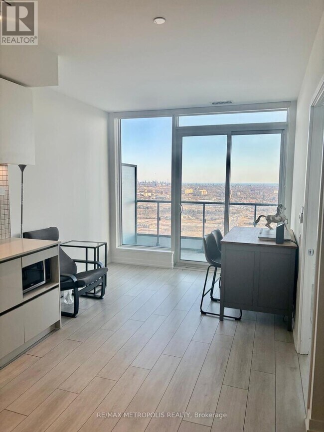 Photo - 5 Buttermill Ave. Unité PH08