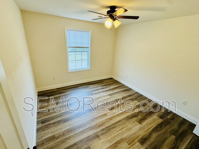 Photo - 27038 State Hwy B