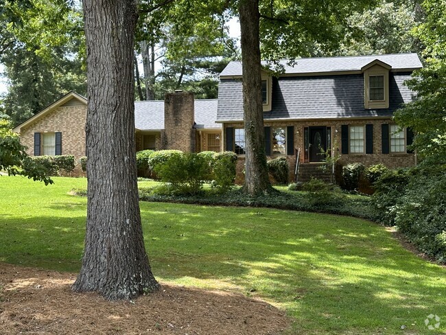 Building Photo - Sandy Springs Rental Home