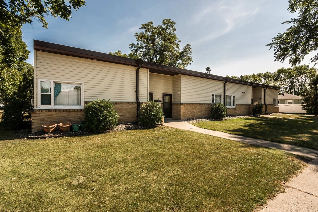 Photo - Oakview Townhomes