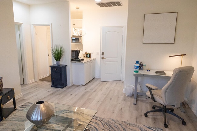 Photo - 2579 Coyote Ridge Ter Apartamentos Unidad Furnished 1bed