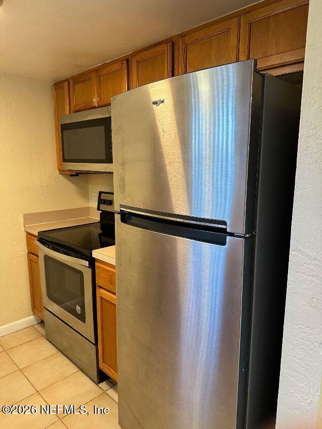 Photo - 60 Masters Dr Unit A