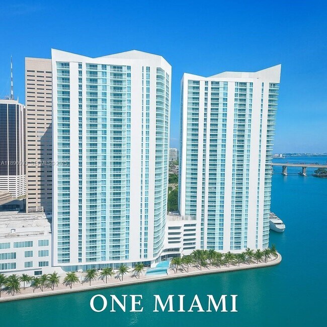 Building Photo - 335 S Biscayne Blvd Unit 2202