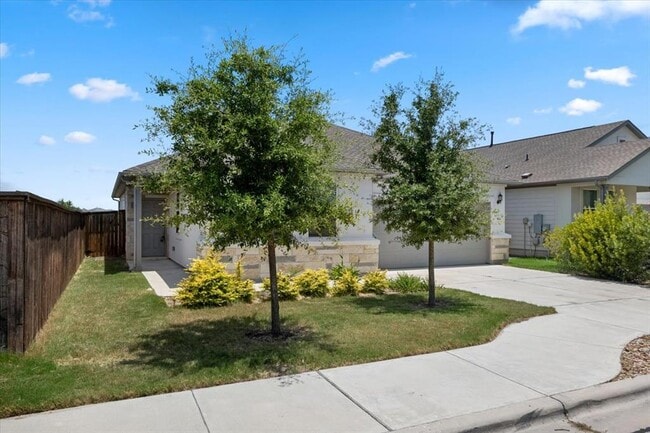 Photo - 500 Stinchcomb Rd