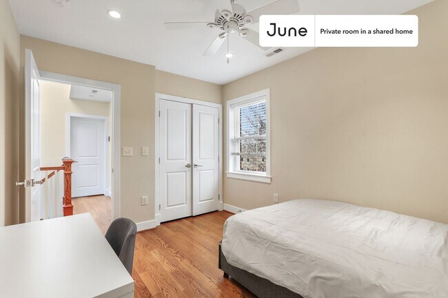 Photo - Room in Shared 3 bed/3 bath home Unidad B