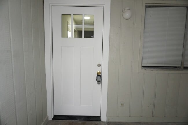 Photo - 1915 Normal Park Dr