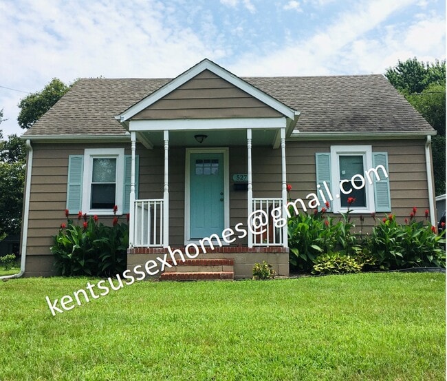 Building Photo - 527 S Washington St Rental